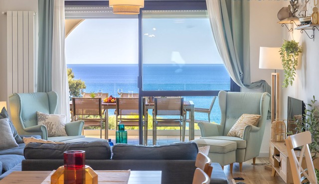 Alghero on the sea. Penthouse with incredible view and covered verandas