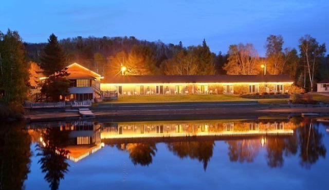 Algonquin Lakeside Inn