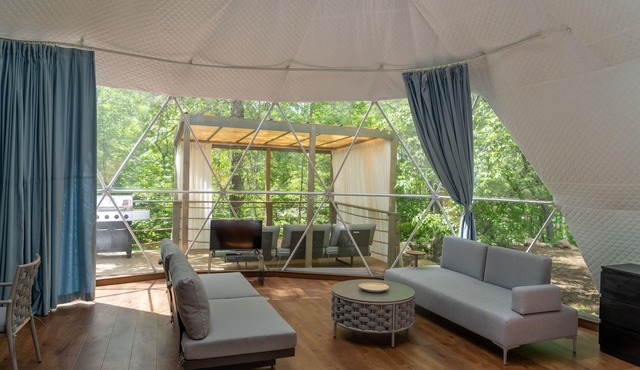 Algonquin's Edge Resort | Dome 4