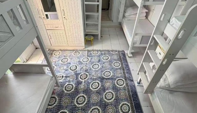 Ali