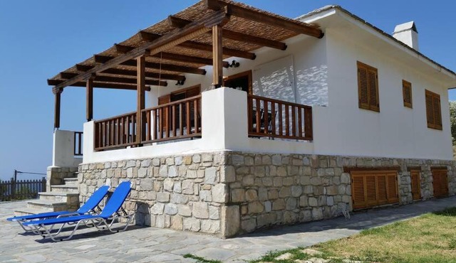 Aliki House