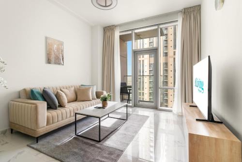 ALiving Luxury 1BR Apartment with City View I Amna Tower, Al Habtoor City