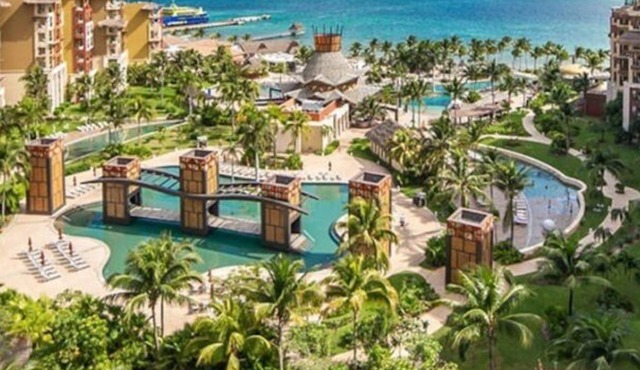 🌞 All-Inclusive Optional OceanFront Beach Resort Villas 🏖️ ~ 𝕏 @MyBeachSuites