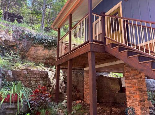 All Seasons Treehouse Village