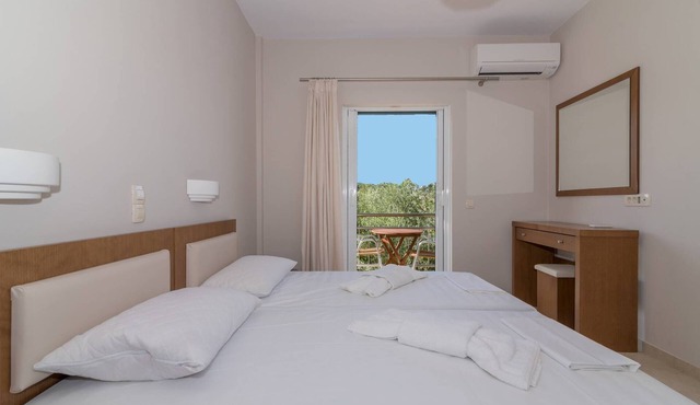 'Allegro Studio' in Keri Beach - st7