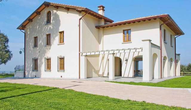 Alluring apartment in Lamporecchio