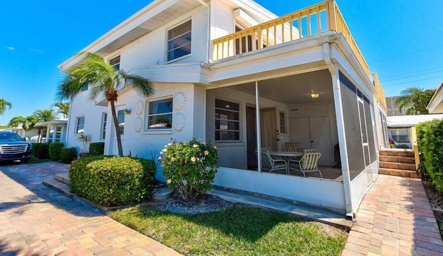 Aloha Kai - Unit 52N Close to the beach with views!