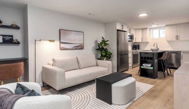 Alpine Elegance | Modern 2BR Suite