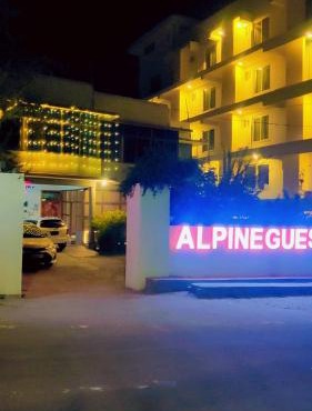 Alpine Guest House Gilgit City