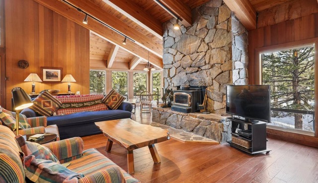 Alpine Meadows Mineral Springs Getaway