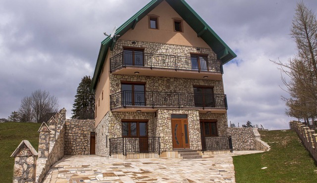 Alpine Studio Escapes in Zabljak
