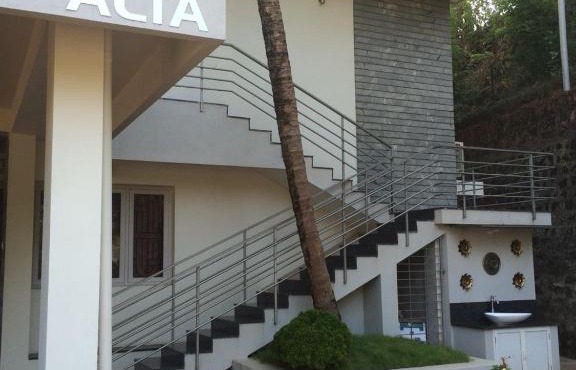Alta- Luxe Villa