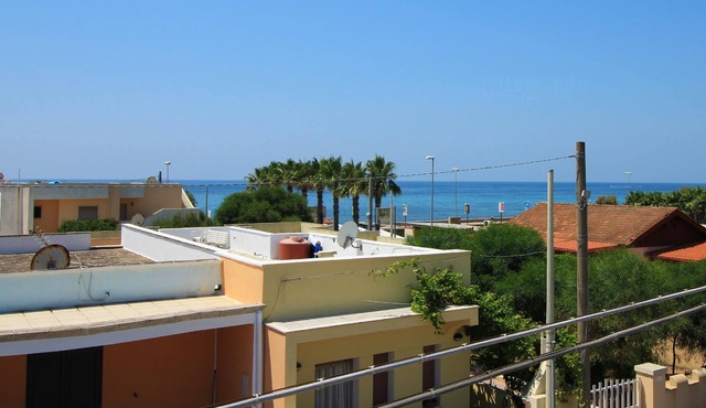 Alta Marea - Three Bedroom House, Sleeps 6