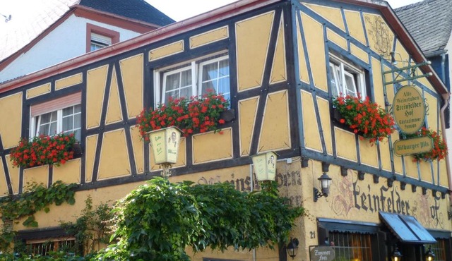 Alte Weinstuben Steinfelder Hof - B&B
