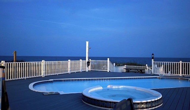 Alternative Wave I Gorgeous Oceanfront House with Private Pool and Great Views!