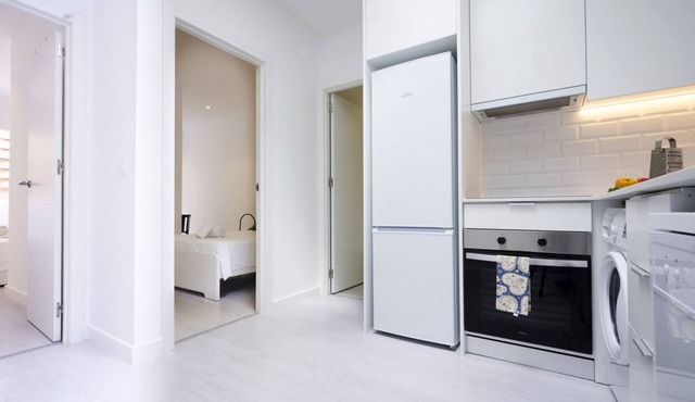 ALTIDO Modern 3-BR Apartment in Western Lisbon