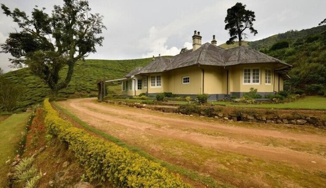 amã Stays & Trails Tea Estate Bungalows, Munnar