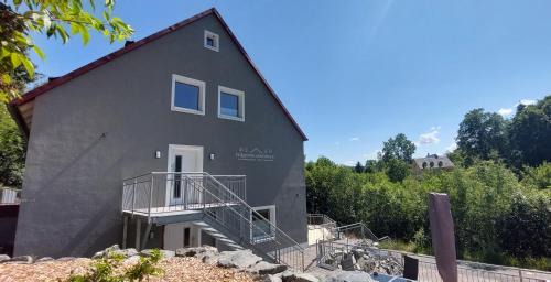 Am Quellenhäuschen