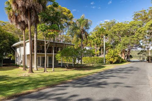 Amaroo Cottage Smiths Lake
