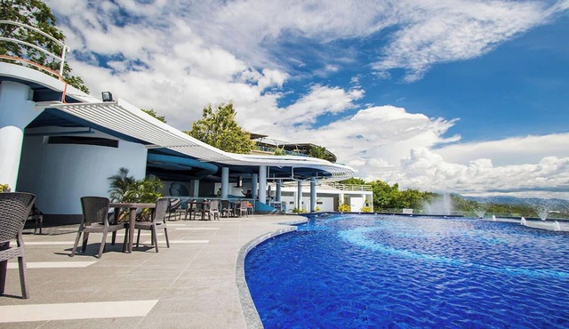 Amaya View