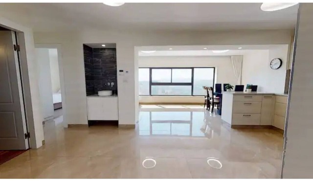 Amazing 3BR/2RR Apt. Mountain View/Balcony/