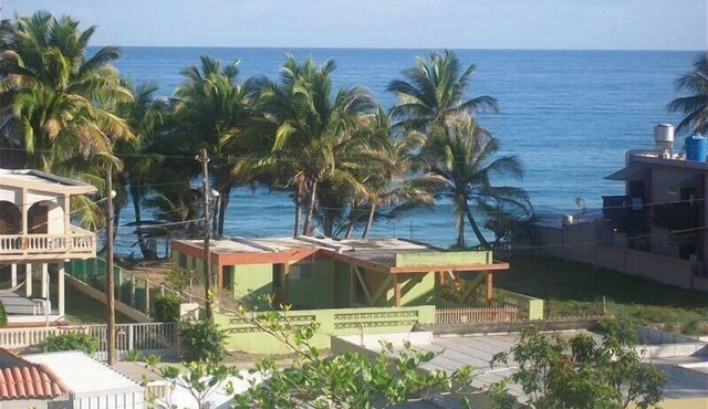Amazing 3BR 3BA Phouse, Ocean Views, 1 Blk From Sandy Beach!