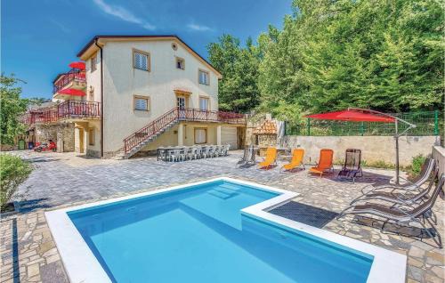 Amazing Apartment In Grizane