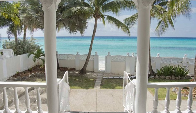 Amazing Beach Front Villa on the South Coast