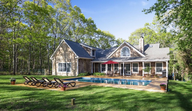 Amazing Hampton's Styled Getaway