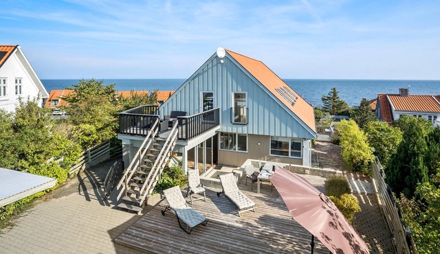 Amazing home in Allinge with WiFi