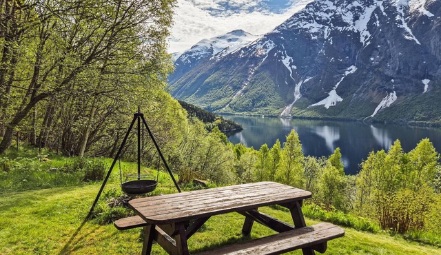 Amazing home in Eikesdal with ethernet internet