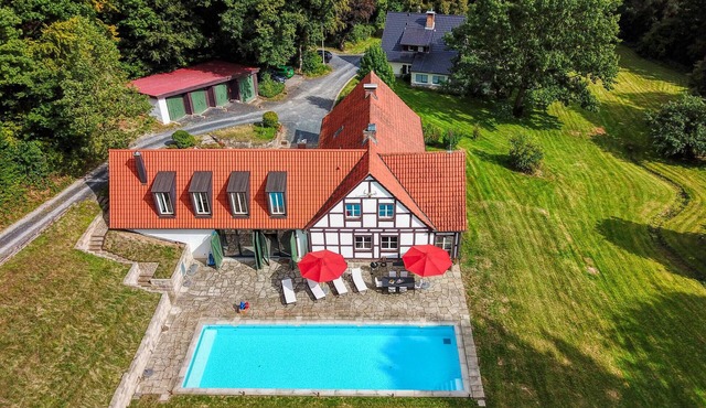 Amazing home in Eiterfeld with WiFi