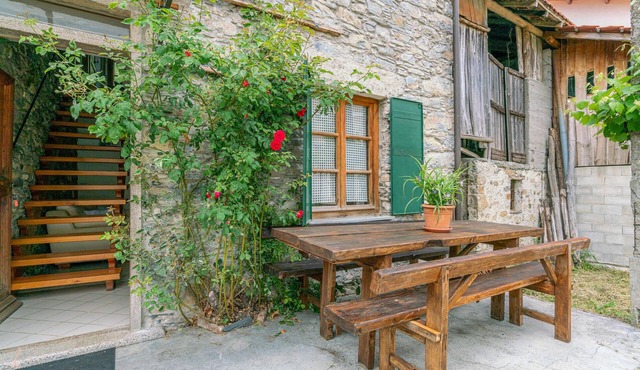 Amazing home in Loco di Rovegno