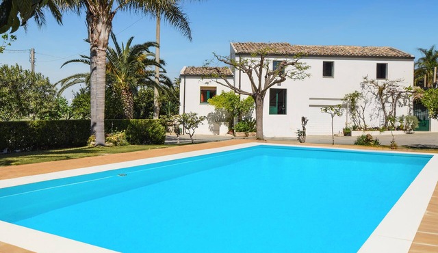 Amazing home in Chiaramonte Gulfi