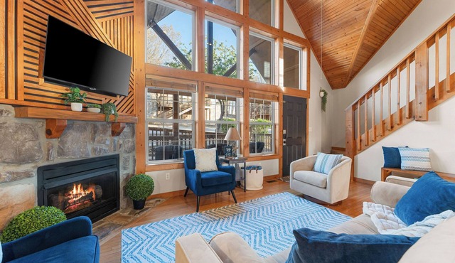 Amazing! Lakefront Cabin | Resort Amenities | Golf