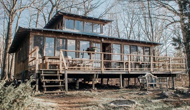 Amazing Private Group Vacation Rental with Hot Tub in Land O' Lakes
