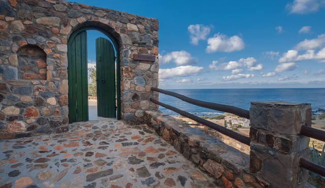 Amazing Sunset Views with Private Pool, only 20 min drive to Elafonissi beach.