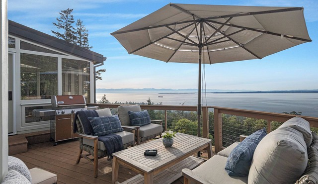 Amazing Westside Waterview! -Salish Sea Lookout
