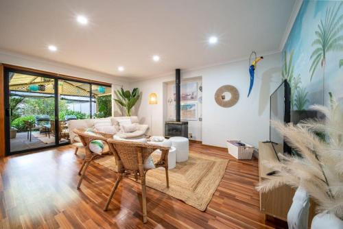 Amazon at Seacombe Gardens - Vibrant Family Oasis