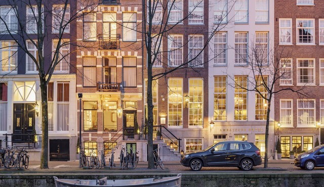 Ambassade Hotel