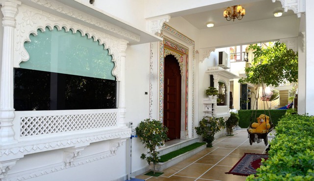 Ambay Villa