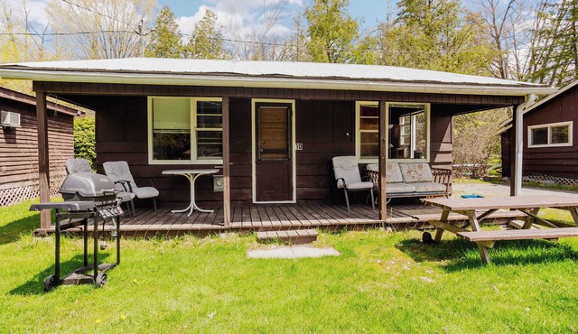 Ambleside - 2-Bedroom Cottage #10