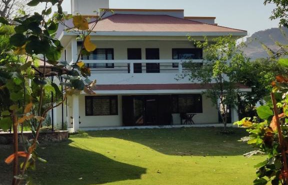Ambrai Villa