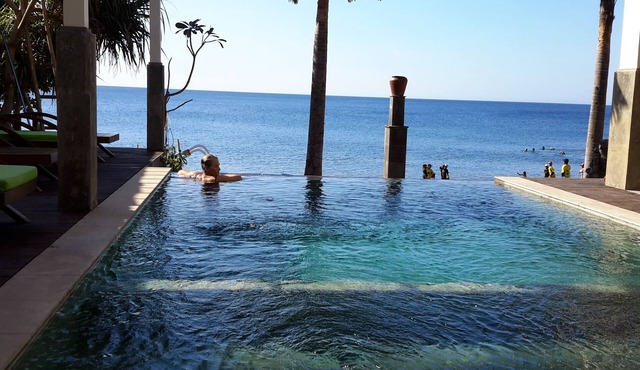 Amed Beach Villa