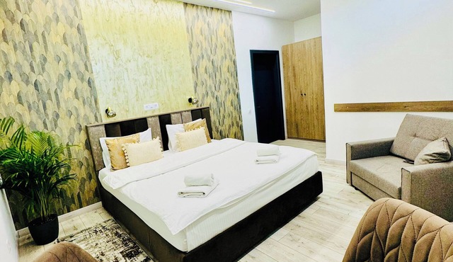 AMEL ROOMS