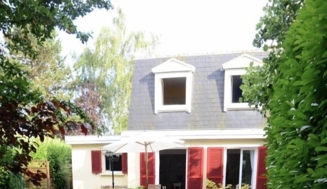 AMERICAN house at 20 minutes Disneyland with swimming pool