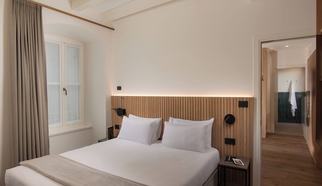 AMIRA Ca' Argento Premium Apartments