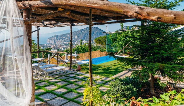 AMORE RENTALS - Villa Tina with Private Swimming Pool, Sea View, Terraces, Garden and Parking