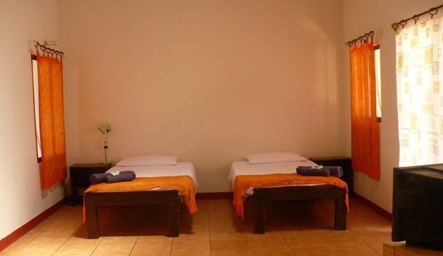 Ampioloft without kitchen in villa of 3Apt.immersa 2Hect natural park with swimming pool