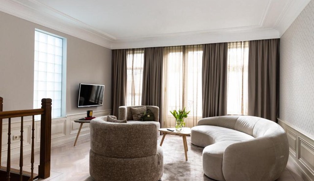Amsterdam Canal Suites